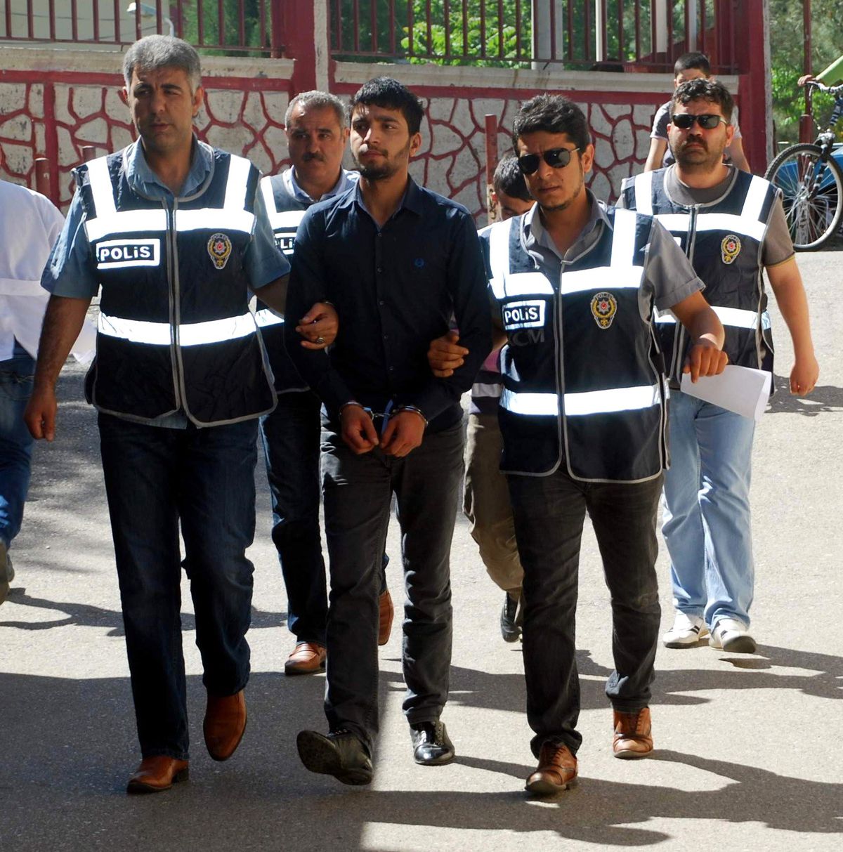 Adıyaman\'da Yarım Kilo Esrar Ele Geçirildi