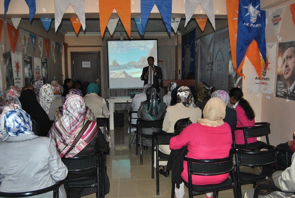Ağrı\'da "A\'dan Z\'ye Kadın Sağlığı ve Tüp Bebek" Konferansı