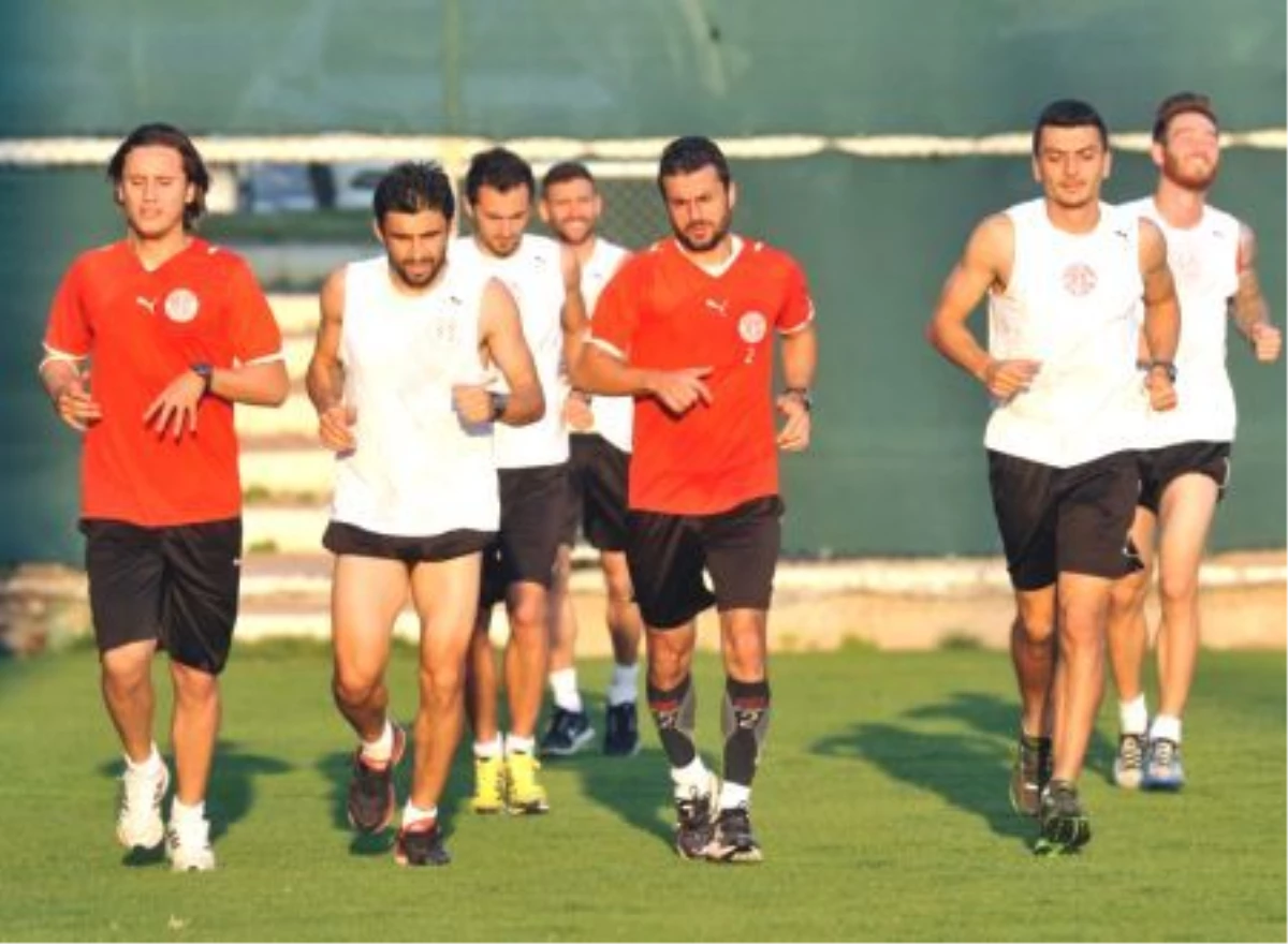 Antalyaspor\'da, Akhisar Maçı Hazırlıkları Başladı