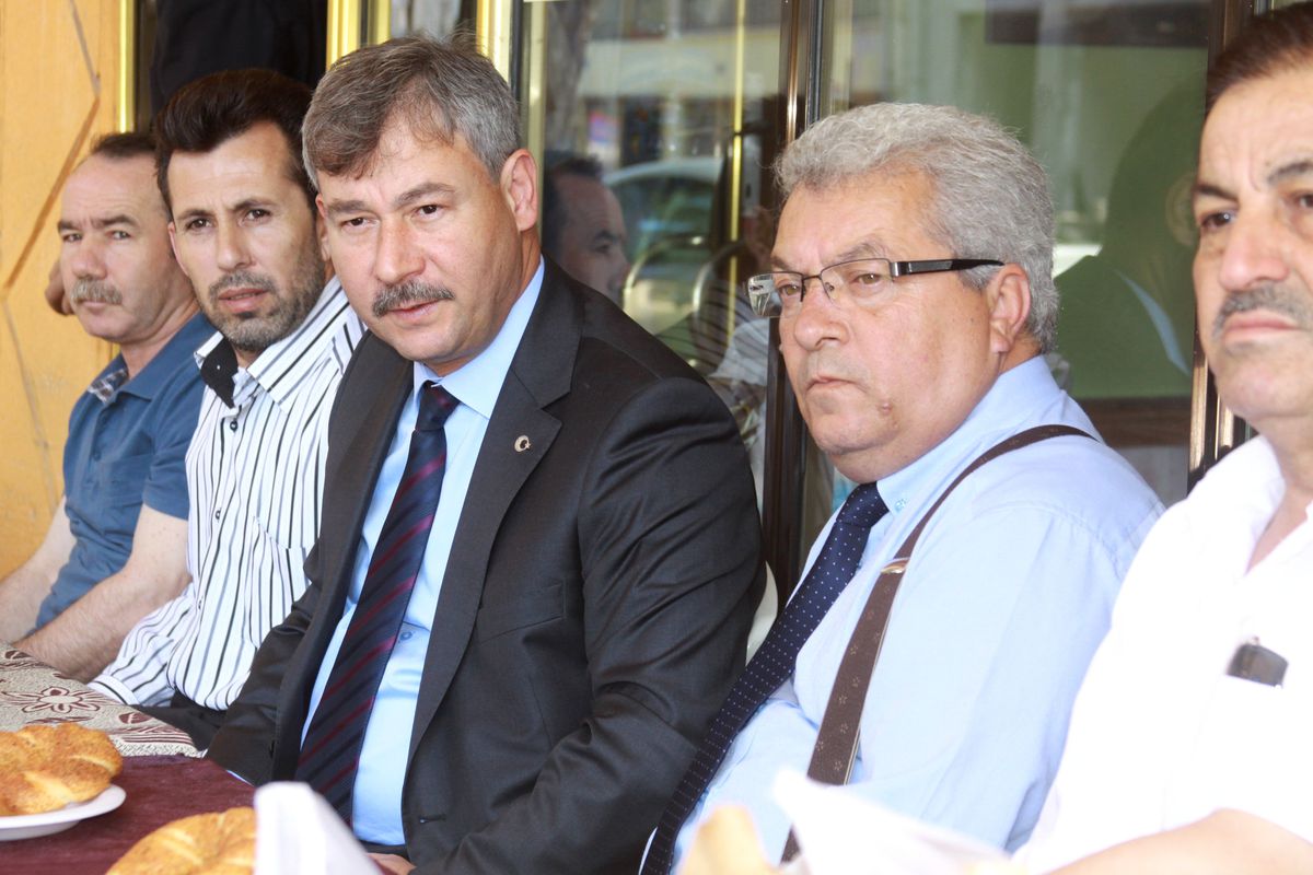 Başkan Yaralı Esnafla Buluştu