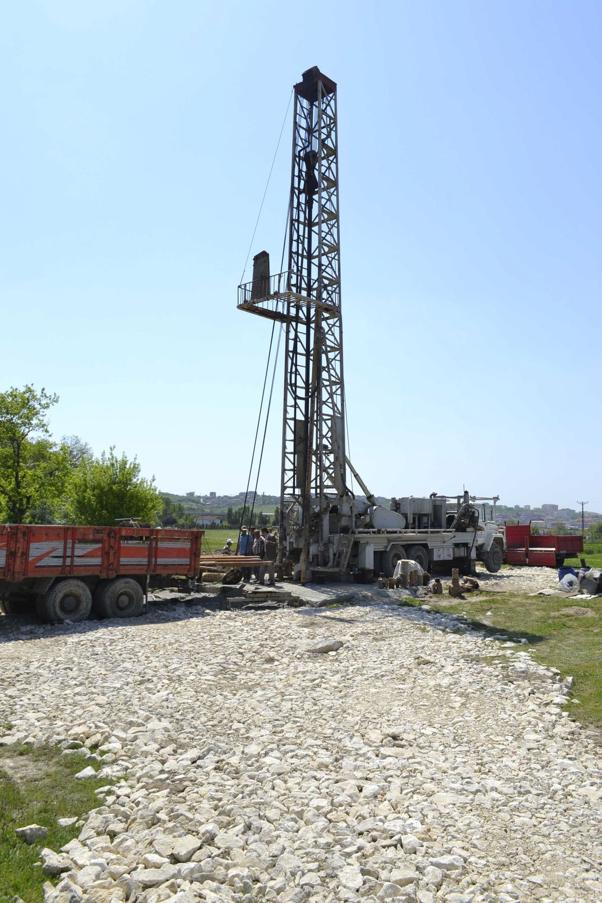 Belediye İki Su Kuyusu Birden Açıyor
