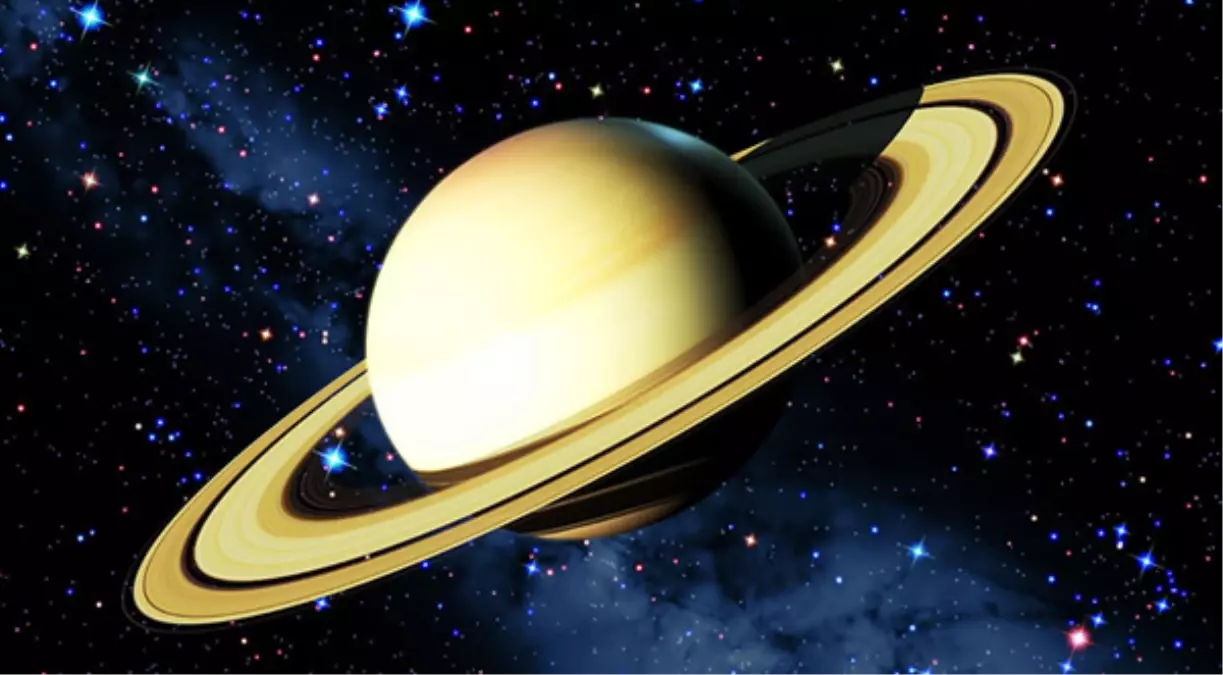 Cassini Satürn\'ün Kuzey Kutbunda Dev Kasırgayı Görüntüledi