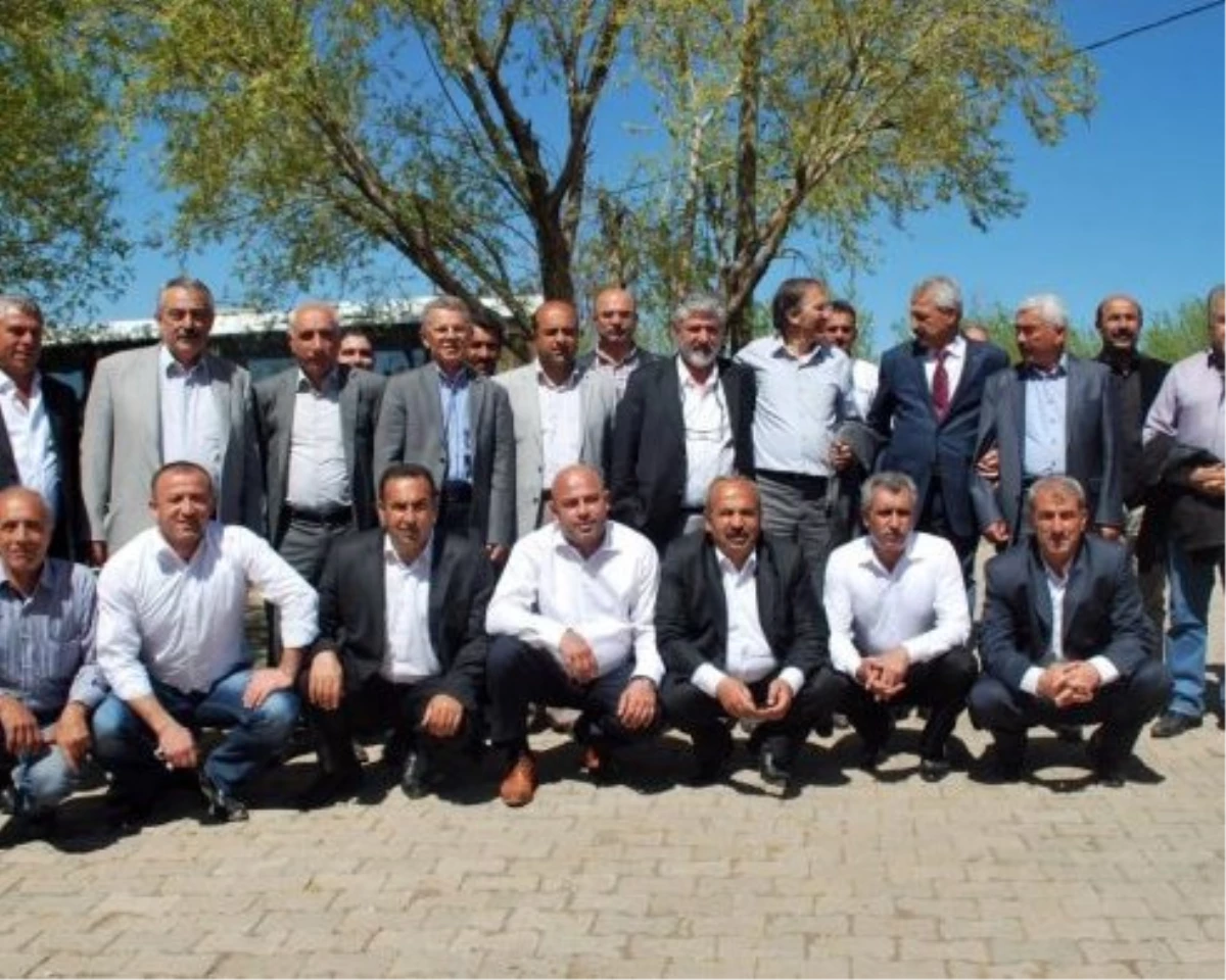 CHP\'li Başkandan BDP\'li Kardeş Belediyeye Ziyaret