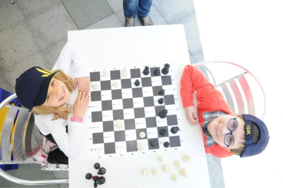 Geleceğin Satranç Şampiyonları Buluşuyor