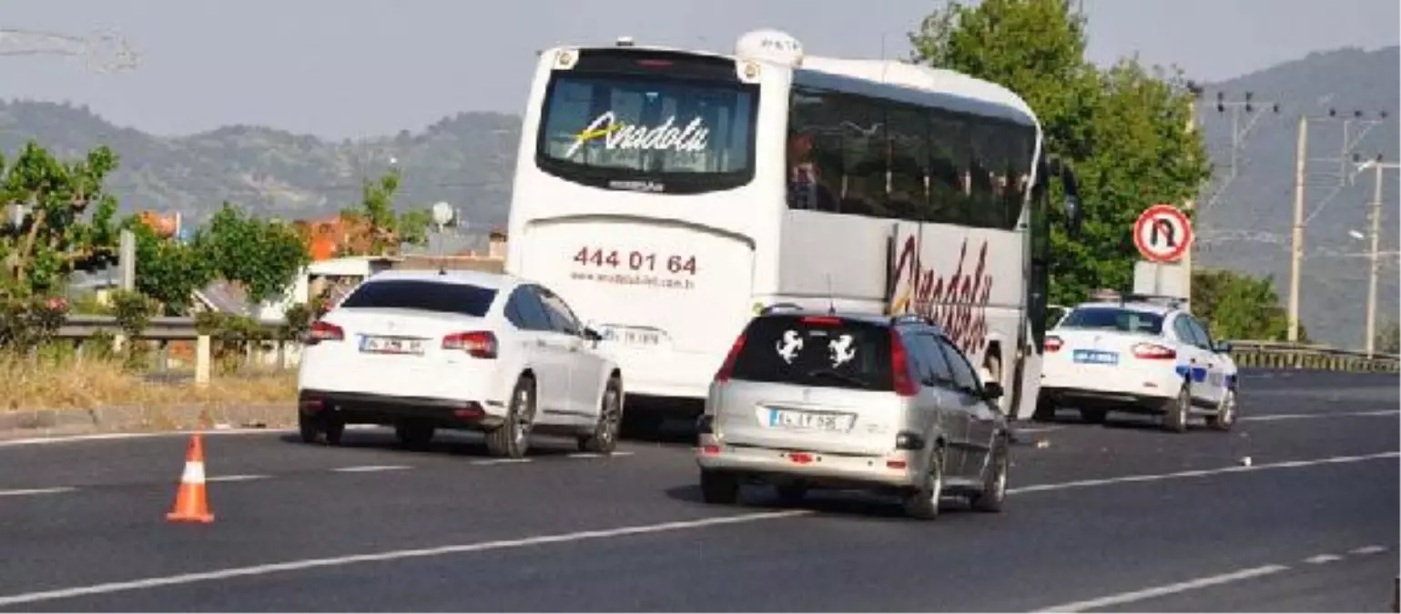 Genç Kadın Yolcu Otobüsünün Altında Kaldı