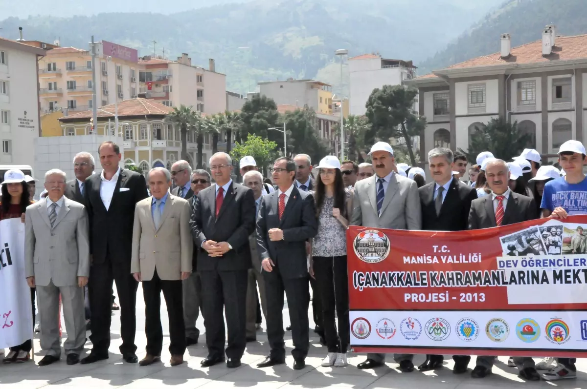 "Gençlerden Ecdada Mektup" Yarışması ile Çanakkale Gezisi