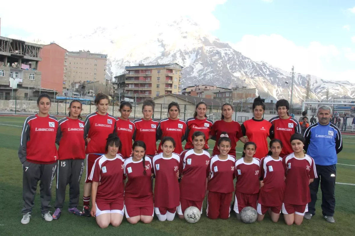 Hakkari Gücü Kadın Takımı Finalde