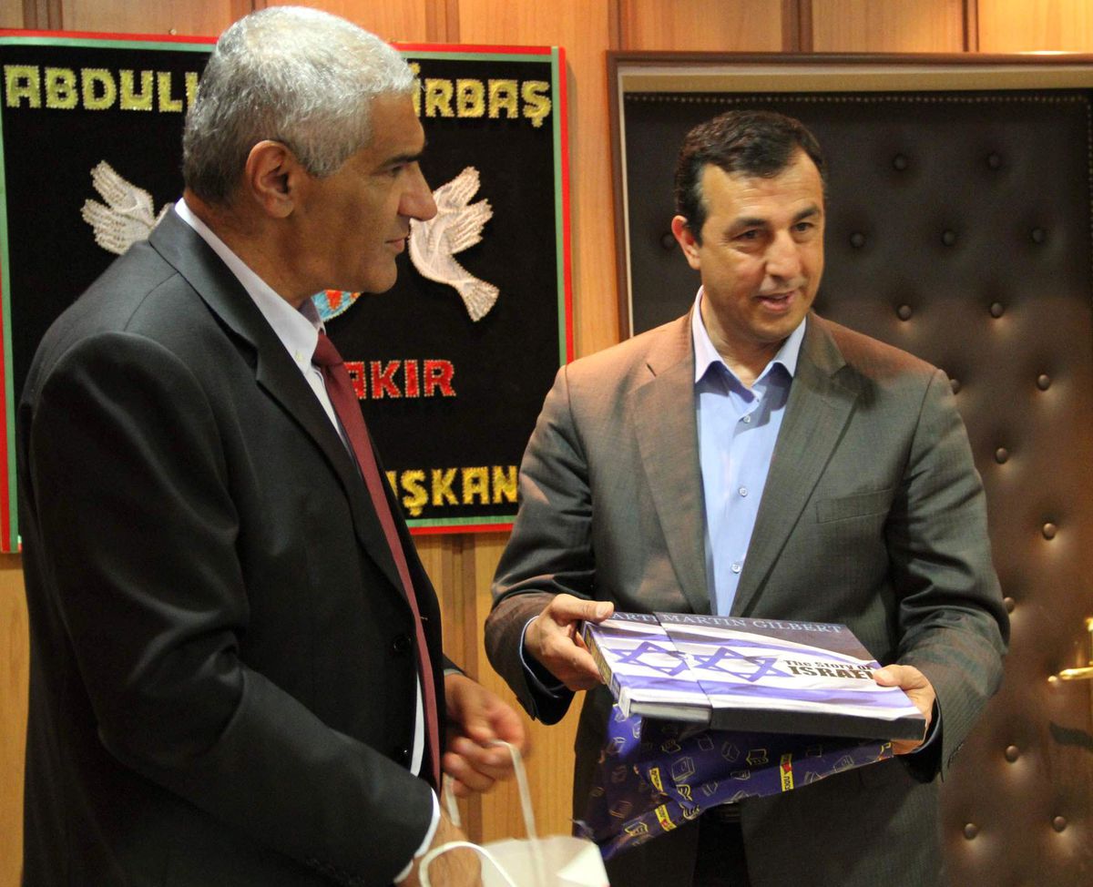 İsrail Heyetinden Sur Belediyesi\'ne Ziyaret