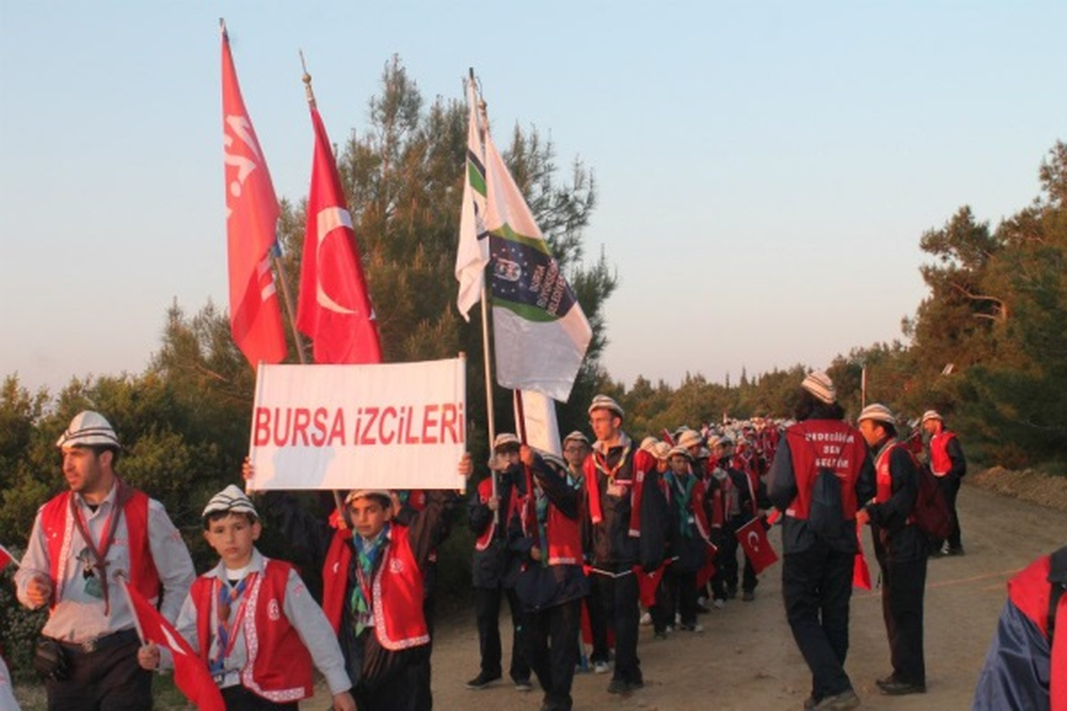 İzciler Dedelerinin İzinde