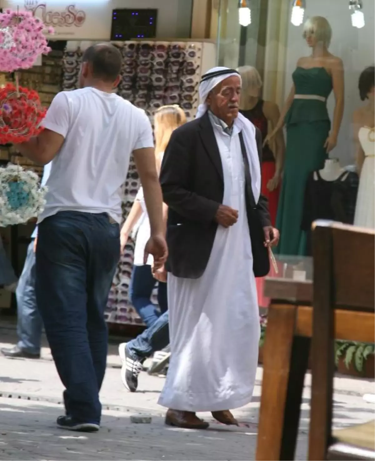 İzmir\'den Sıcak Hava Manzaraları