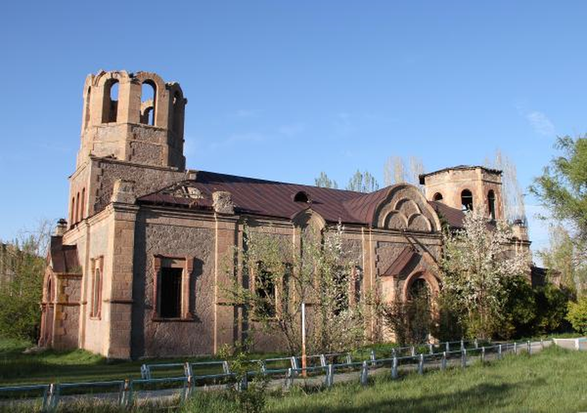 Oltu\'nun Tarihi Eserleri Bakıma Muhtaç