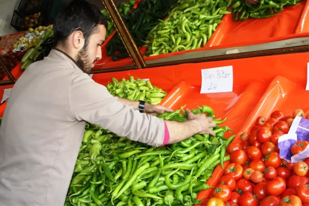 Sebze Fiyatlarına Mevsim İndirimi