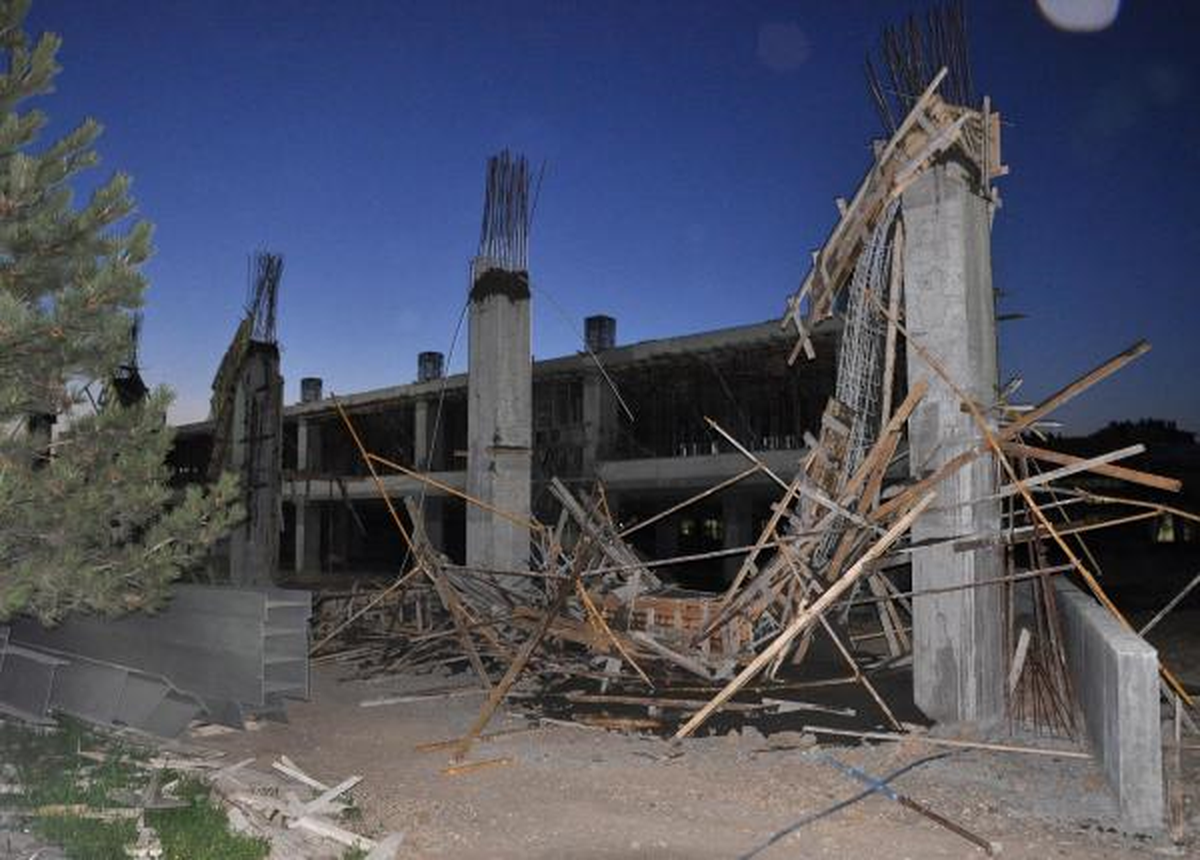 Sivas\'ta Terminal İnşaatında İki Kişi Yaralandı