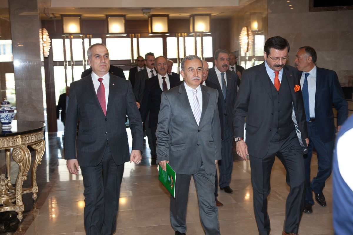 TOBB\'dan Sakarya\'ya Kız Endüstri Meslek Lisesi