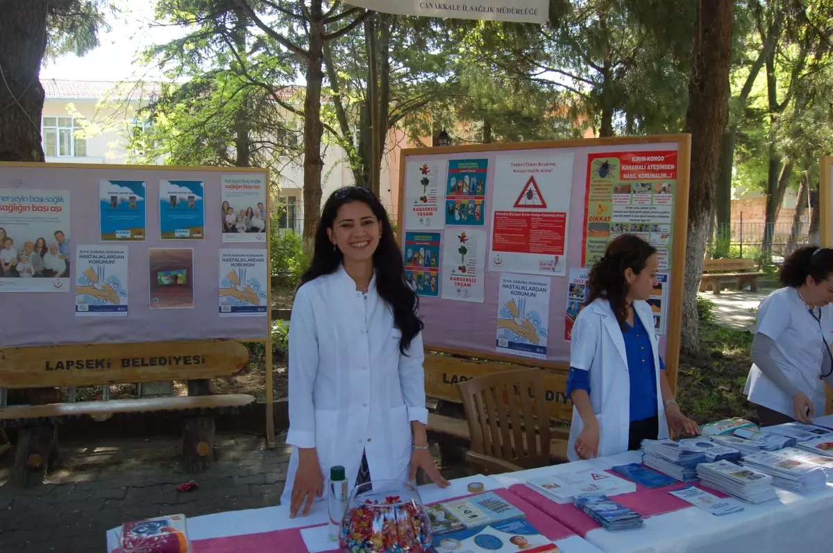 Toplum Sağlığı Merkezi Sağlık Stantı Açtı