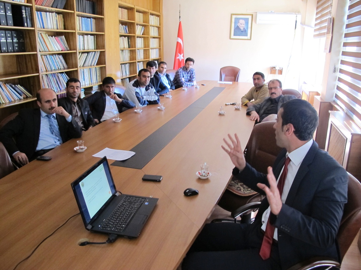 Yemek Fabrikası Çalışanlarına Hijyen Eğitimi
