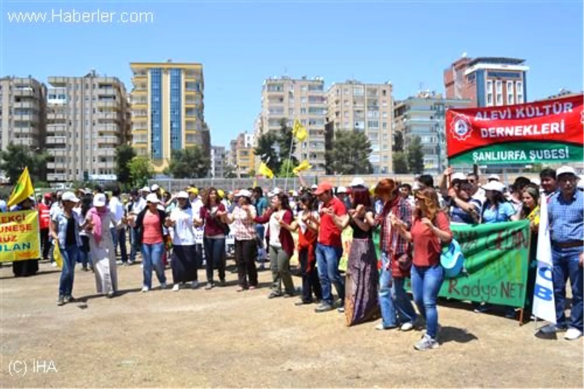 1 Mayıs Şanlıurfa\'da Coşkuyla Kutlanıyor