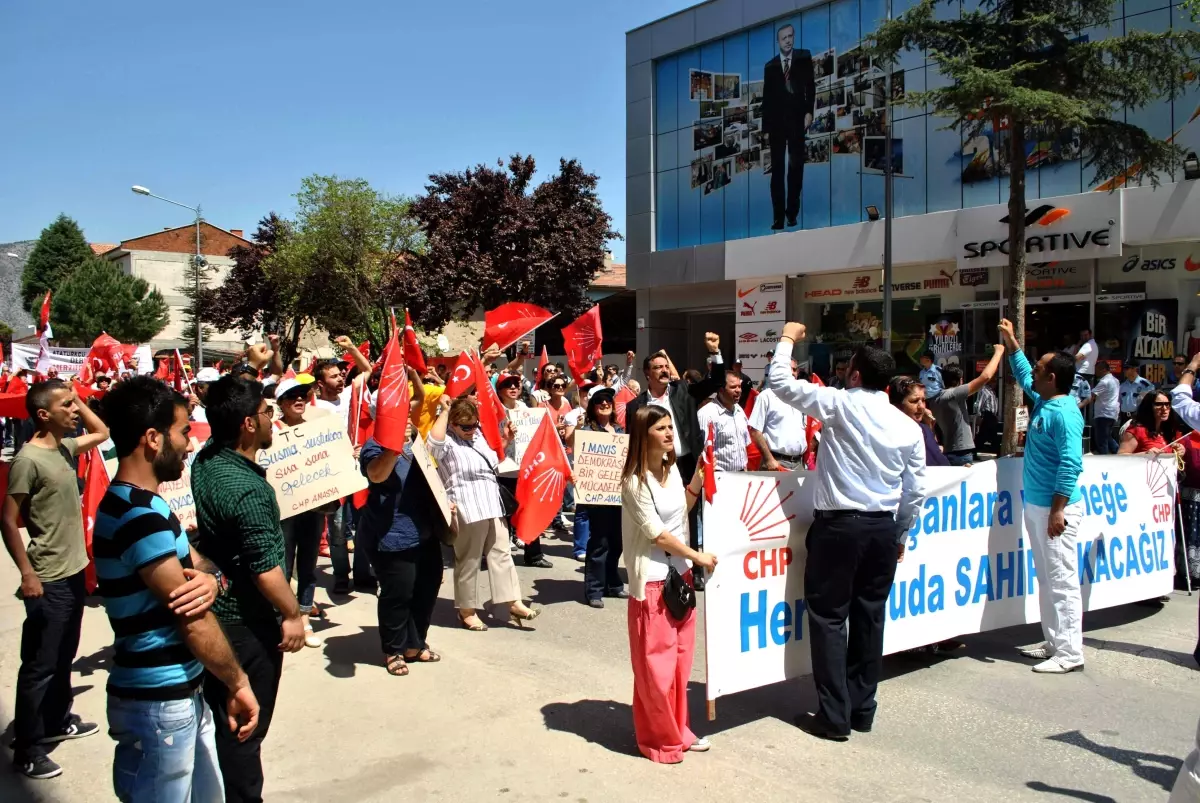 Amasya\'da 1 Mayıs Yürüyüşü