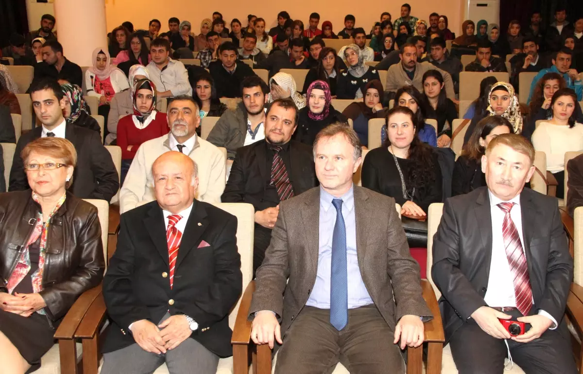 ARÜ'de Ders Tadında Bir Konferans Verildi