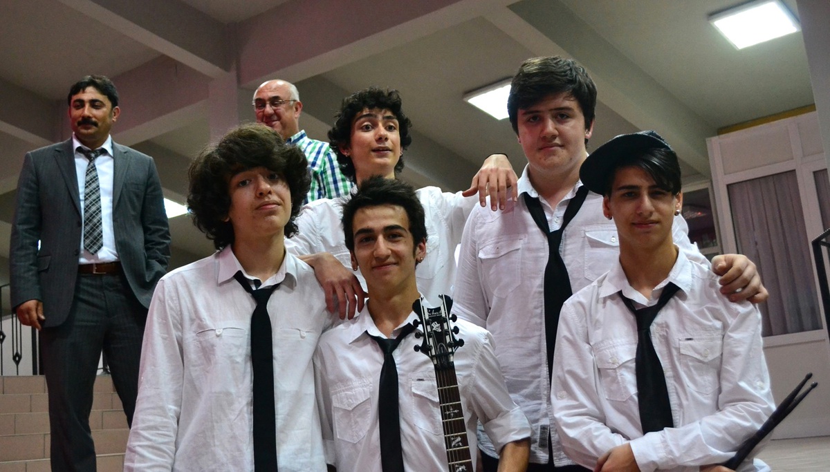 Hisar Anadolu Lisesi Müzik Yarışmasında Birinci Oldu