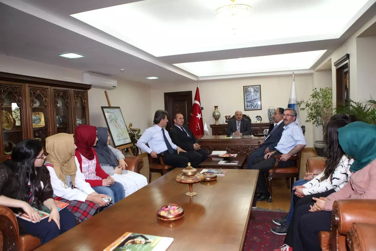 Liselilerden, Adıyaman Üniversitesi'ne Ziyaret