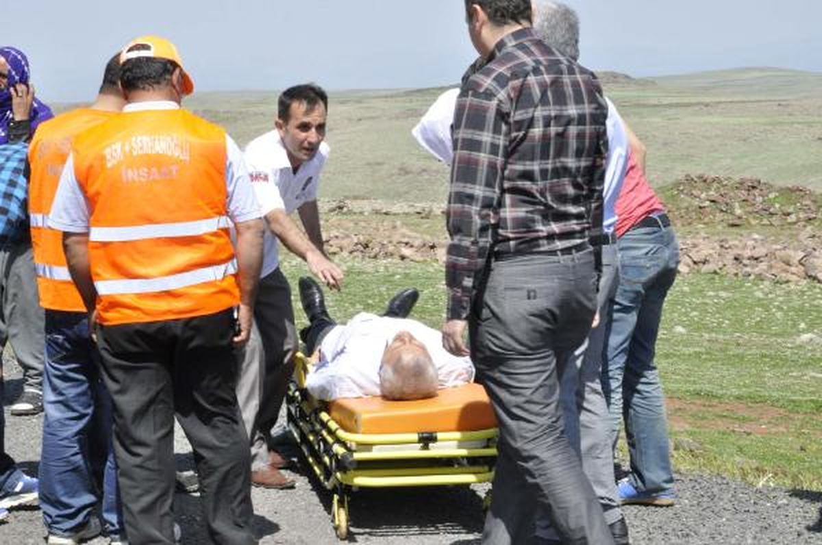 Öğretim Üyeleri Kaza Yaptı: 1 Ölü, 3 Yaralı