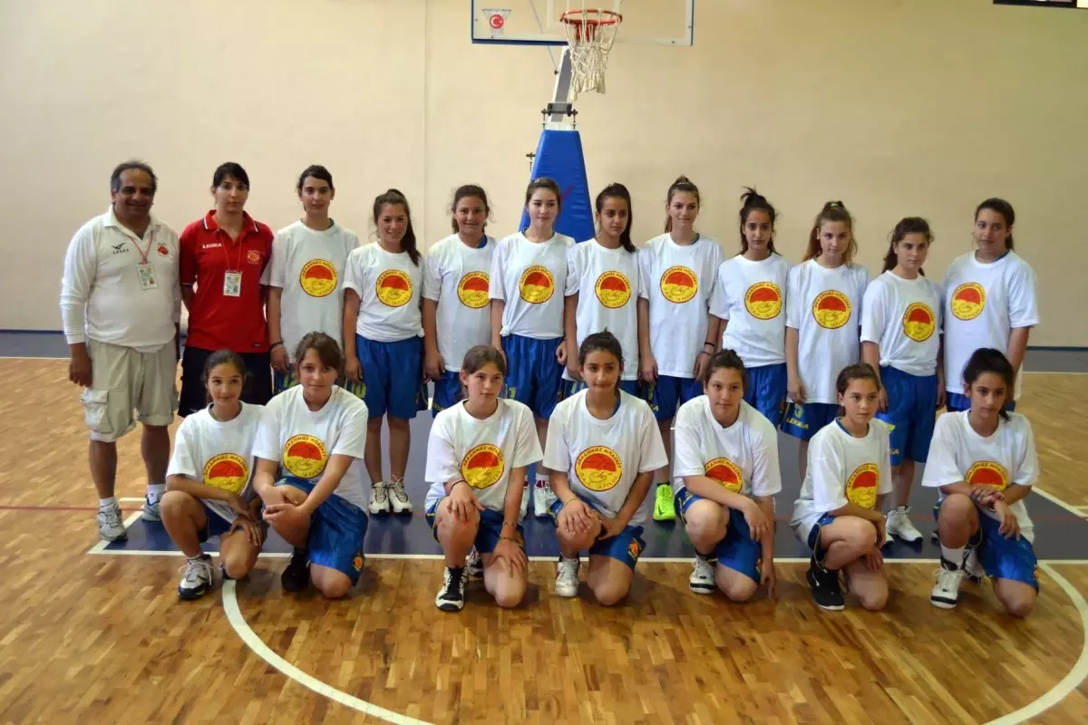 Rodos Adası Basketbolcuları Datça\'da