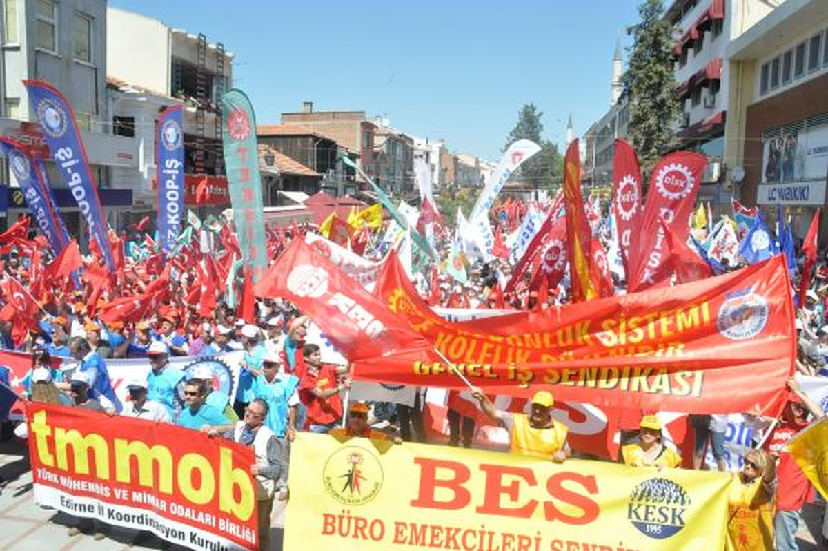 Trakya\'da Şenlik Havasında 1 Mayıs Kutlaması