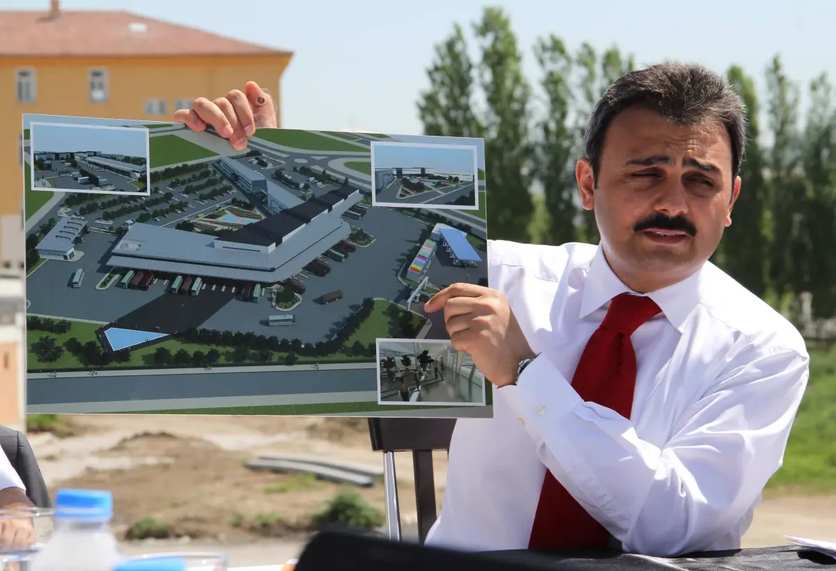 Başkan Külcü\'den Yeni Terminal İnşaatında İnceleme