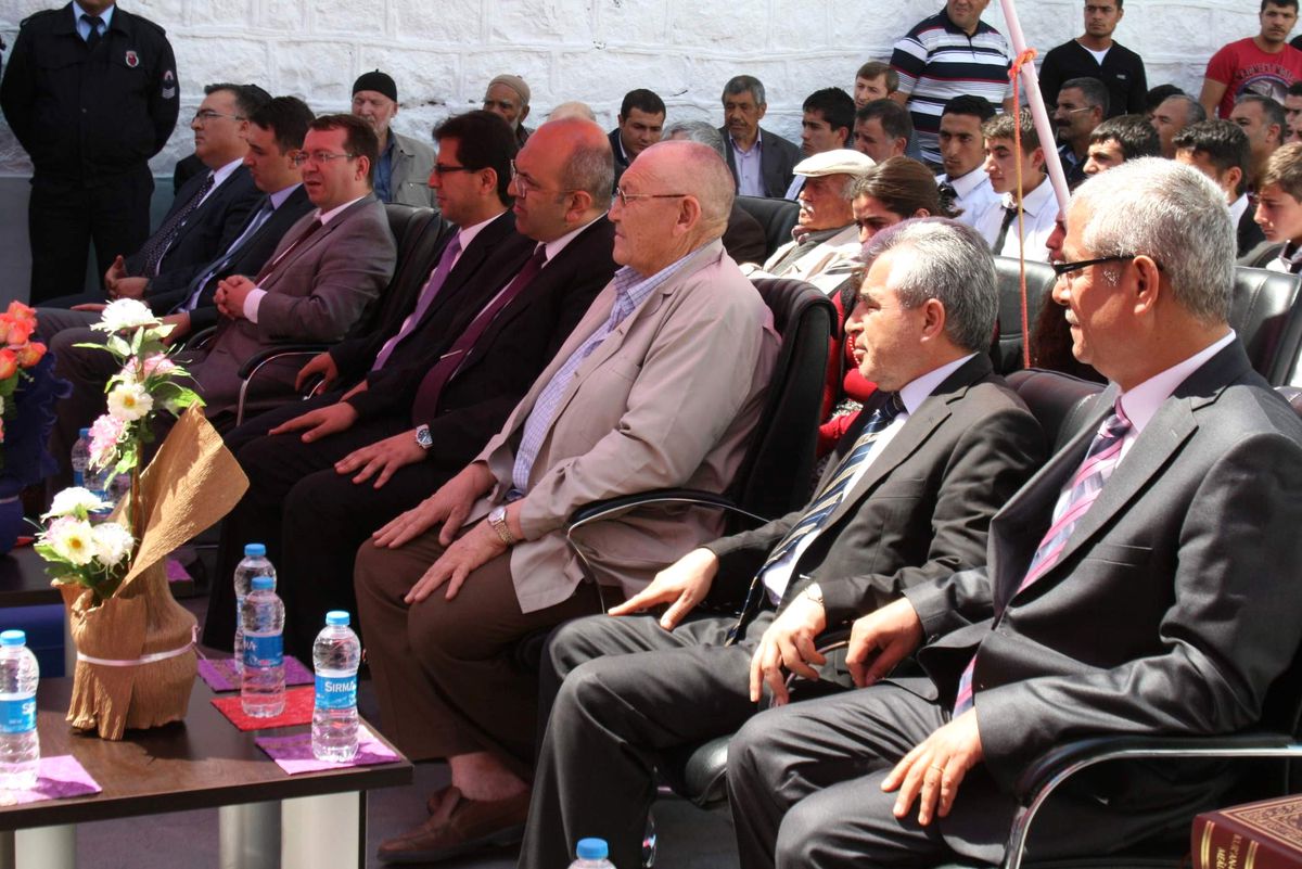 Bolvadin\'de Hükümlü ve Tutuklular Dini Bilgilerini Yarıştırdı