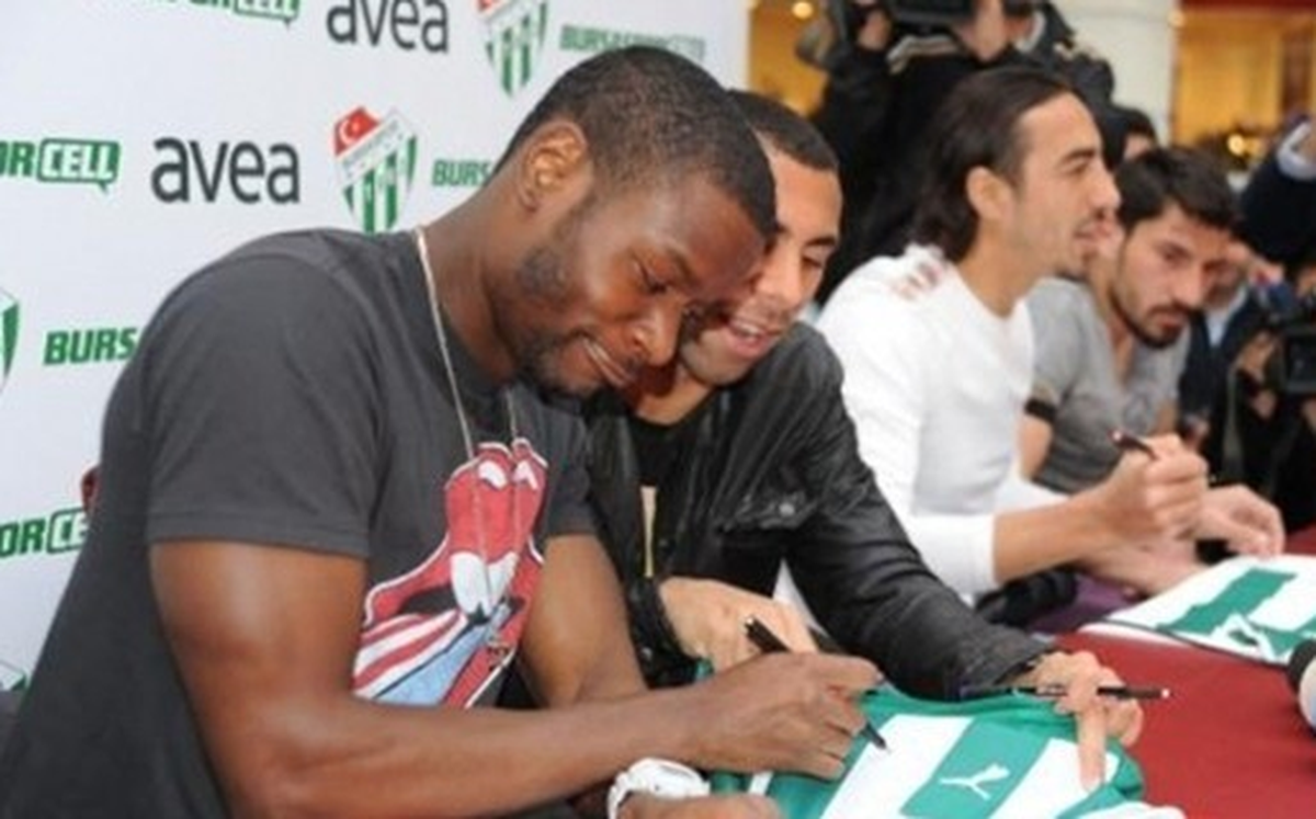 Bursaspor Edu ve Ferdinand İçin Masaya Oturdu