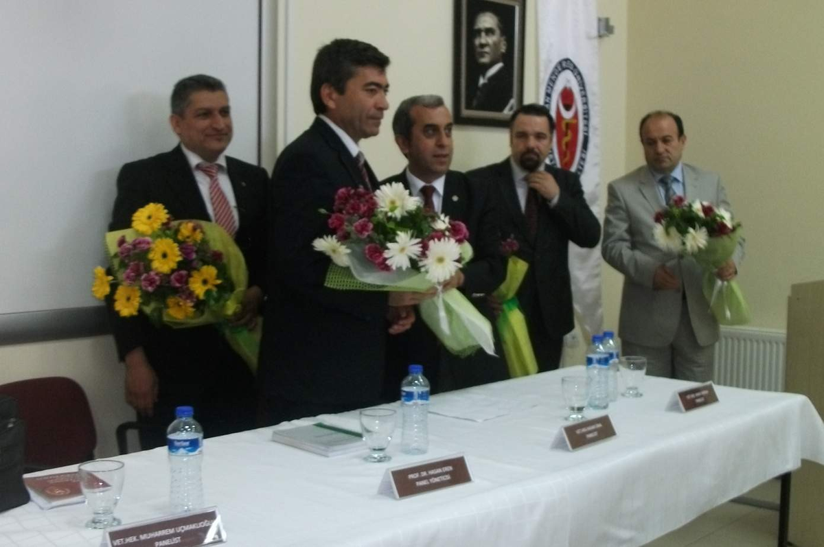 Geleceğin Veterinerlerine Mesleki Etik Anlatıldı