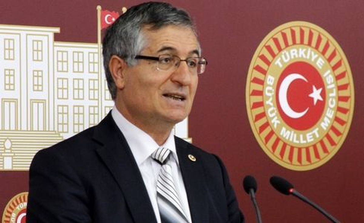 MHP\'li Özcan, 1 Mayıs\'taki Orantısız Gücü Kınadı