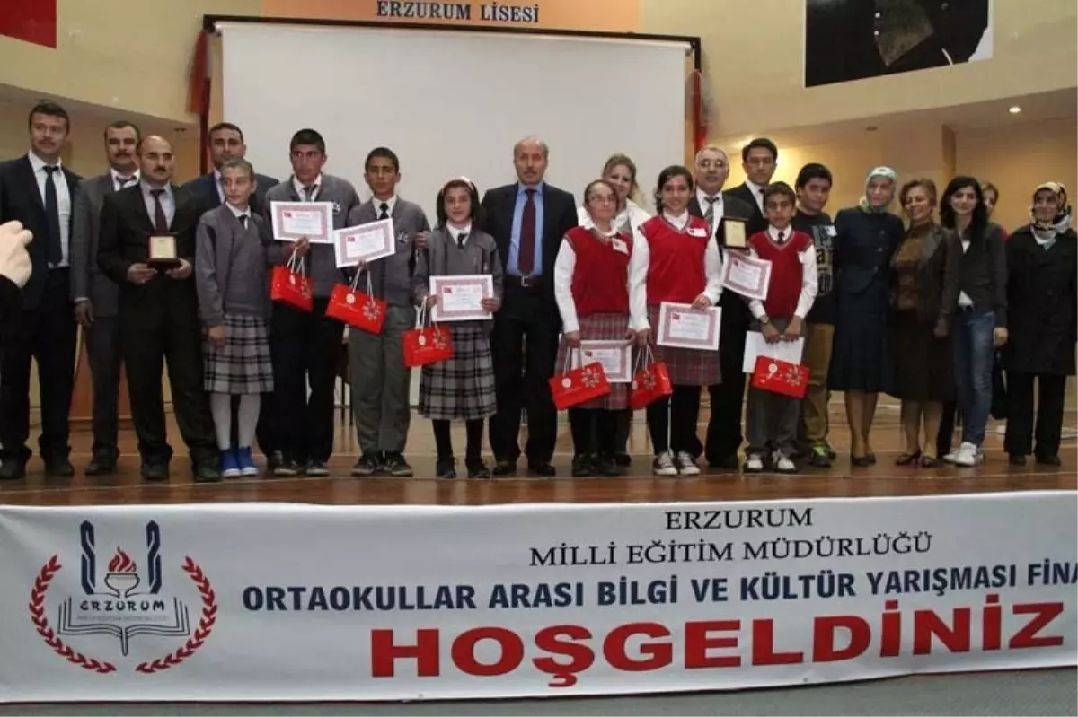 Ortaokullar Arası Bilgi Yarışması Heyecanlı Geçti