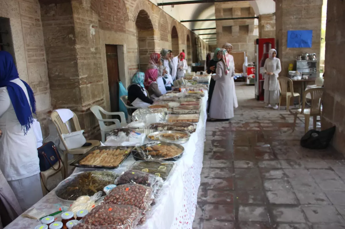 Şükrüpaşa Vakfı Kermesi Açıldı