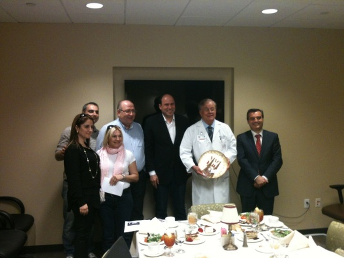 Universal Hastaneler Grubu'ndan Amerika Çıkartması