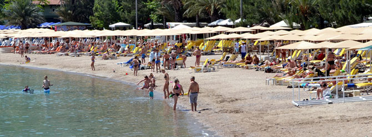 Antalya\'da Turist Sayısında % 6,3 Artış