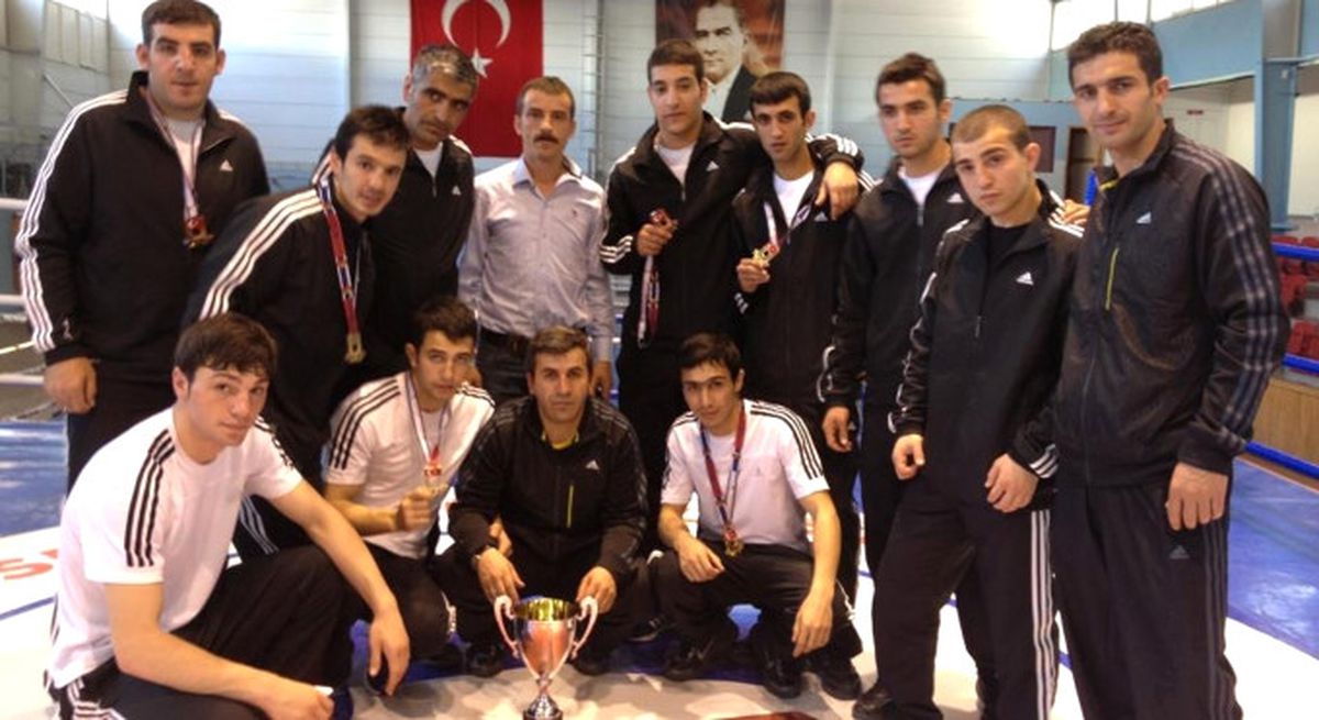 Aü Boks Takımı Türkiye Şampiyonu Oldu