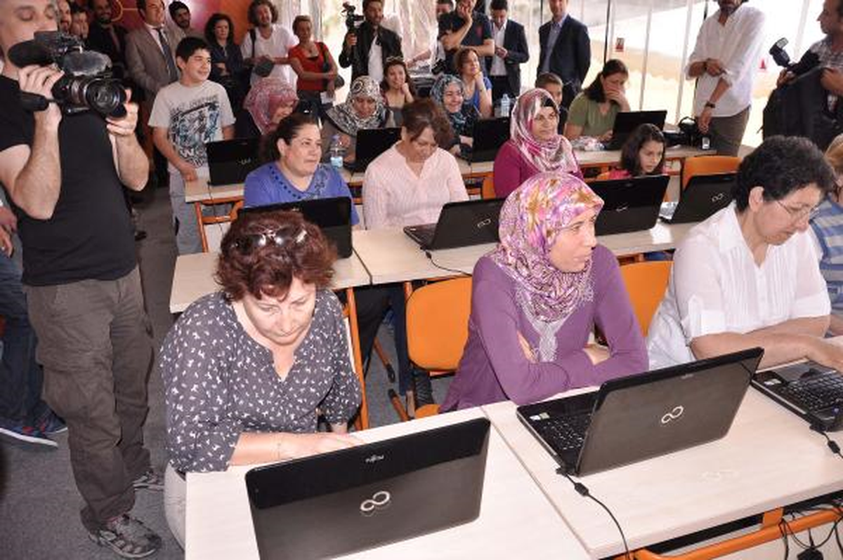 Gupse Özay: Ben de İnternetten Ünlü Olanlardanım