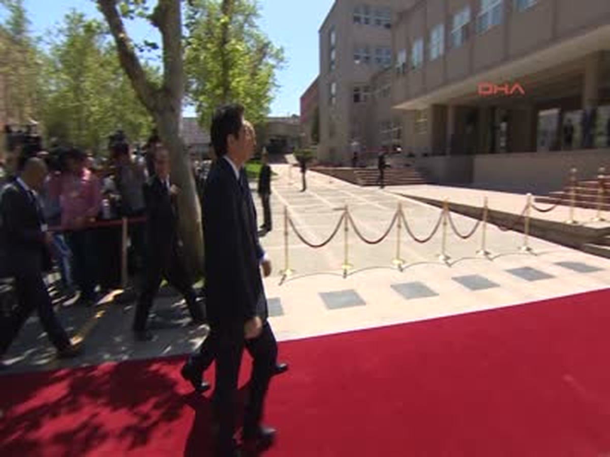 Japonya Başbakanı Şinzo Abe Ankara\'da