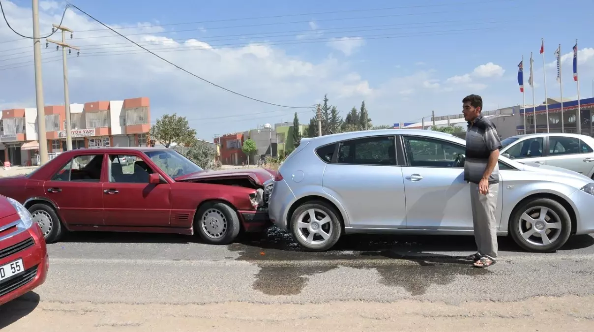 Kızıltepe'de Trafik Kazası: 1 Ölü, 3 Yaralı