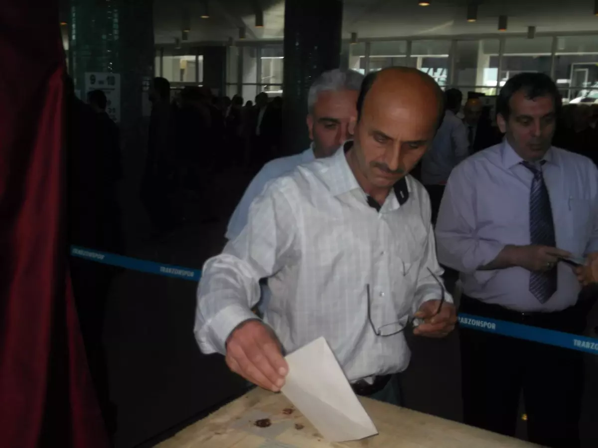 Trabzon Ticaret ve Sanayi Odası\'nda Seçim Günü