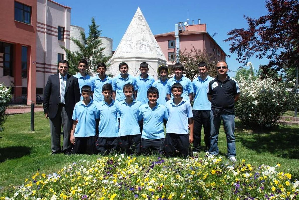 Yolunuz Yarı Final Olsun