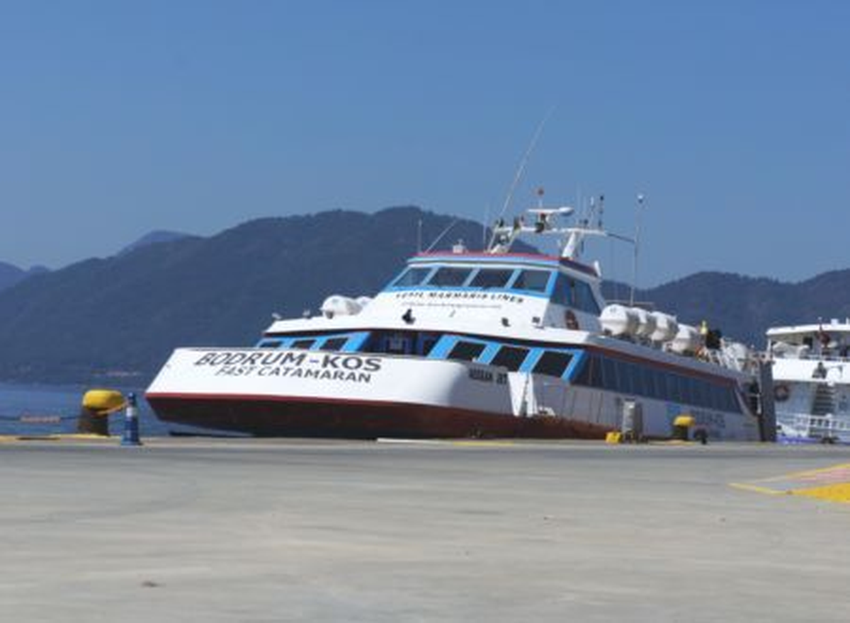 Yunan Adalarına Türk Feribotlarıyla Turist Taşımacılığının Engellenmesi
