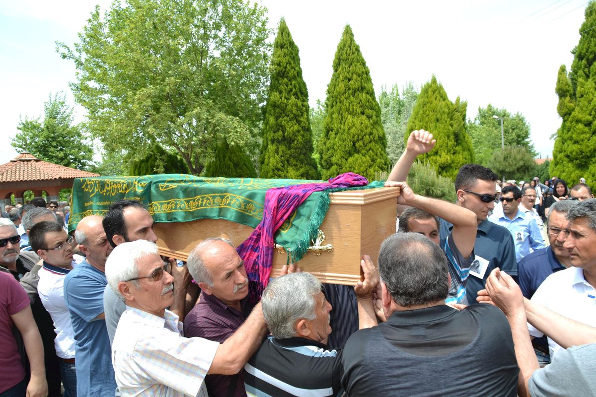 Dualarla Son Yolculuğuna Uğurlandı
