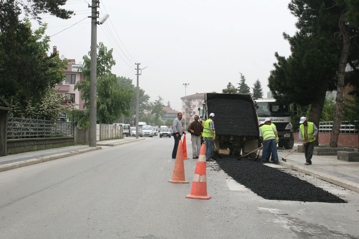 Düzce Belediyesi Yama Çalışmalarına Başladı