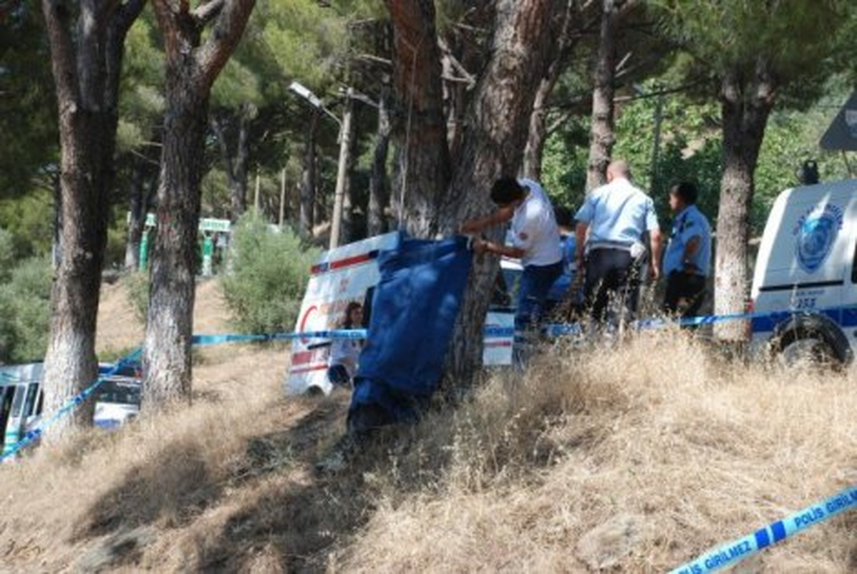 Eşi Evi Terk Eden Şahıs İntihar Etti