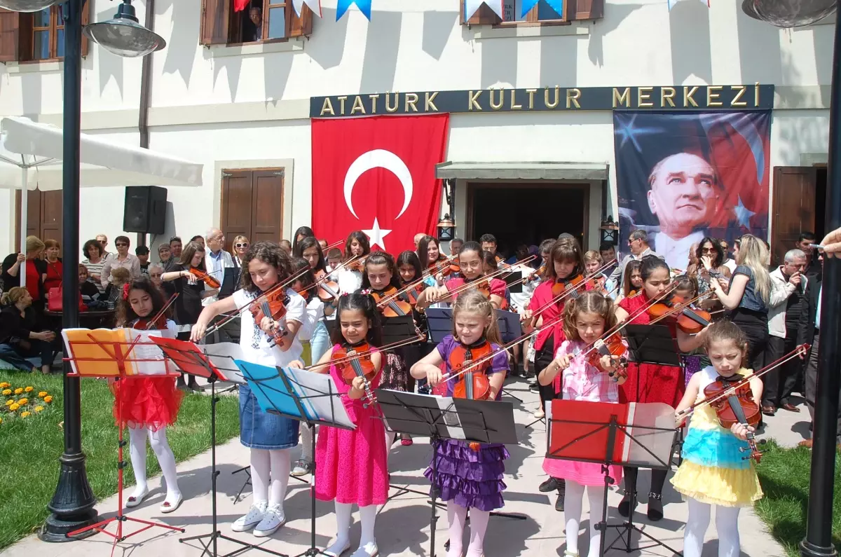 Gelibolu Belediyesi Atatürk Kültür Merkezi Açıldı