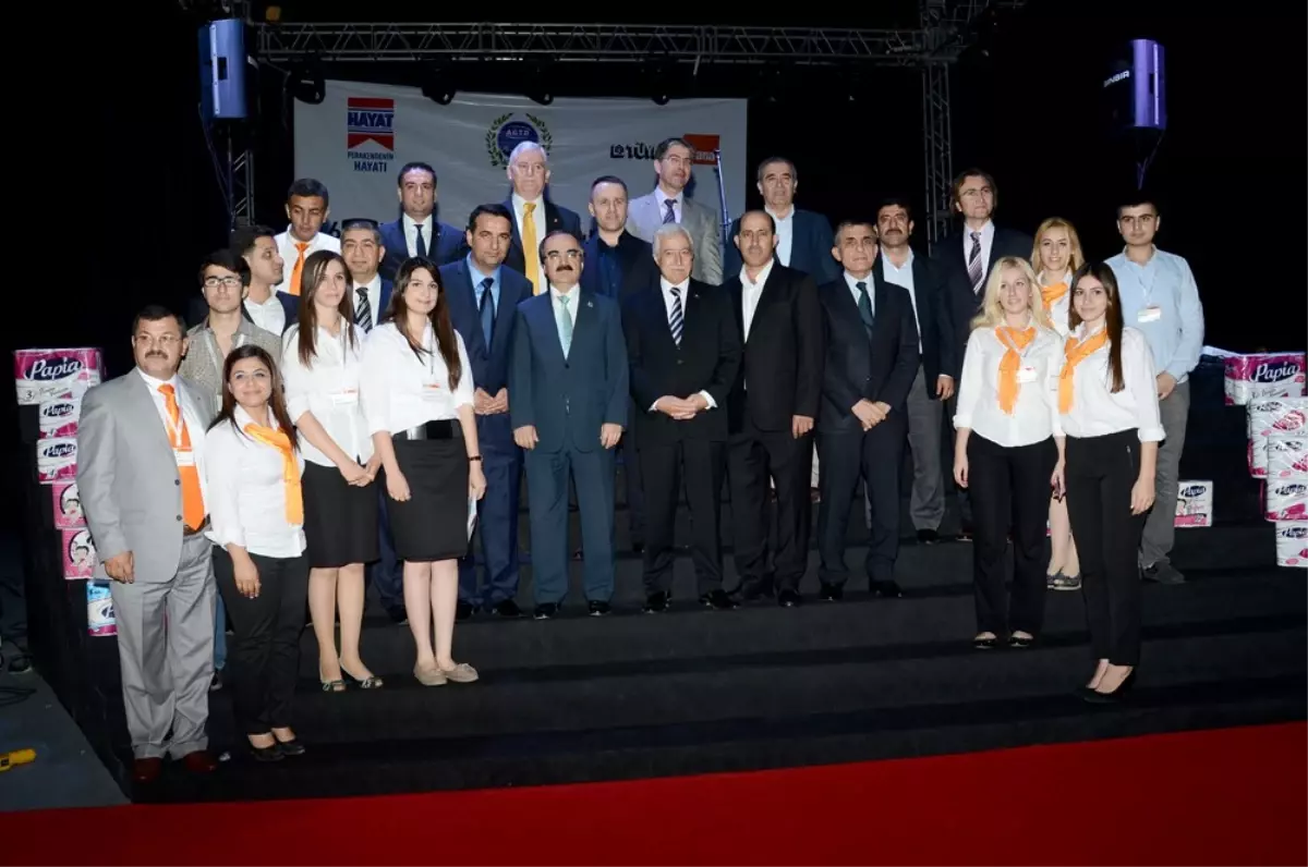 Gıda Toptancıları Geleneksel Yemekte Biraraya Geldi