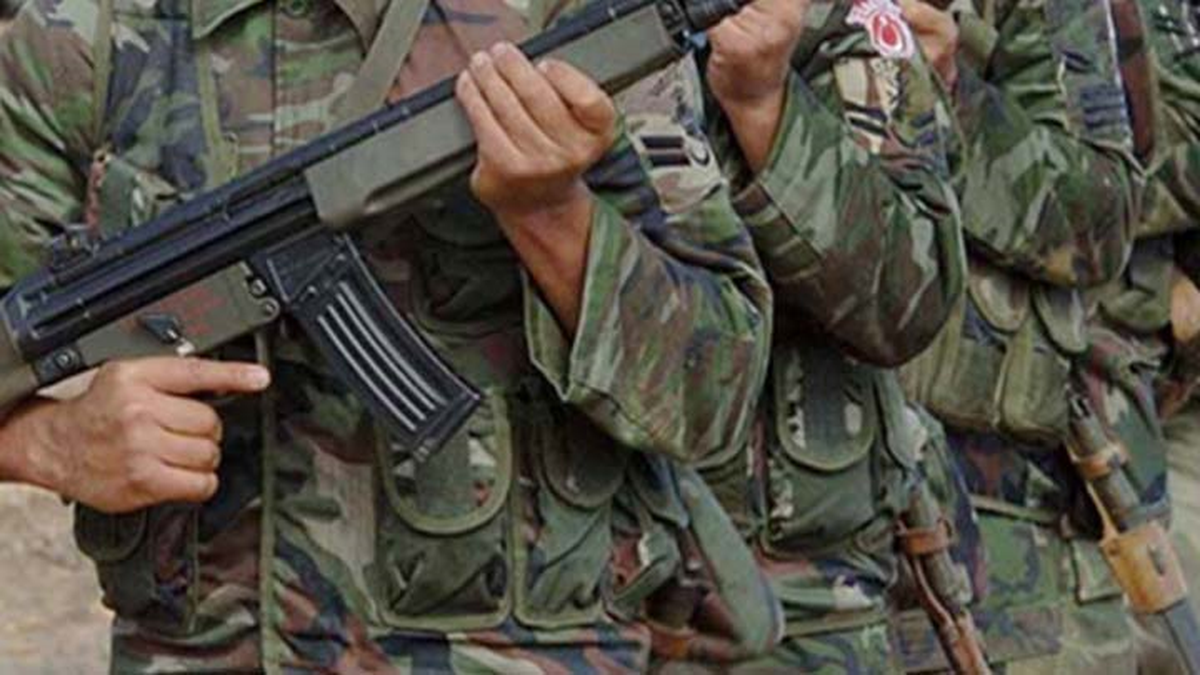 Kayalıklardan Düşen Asker Öldü